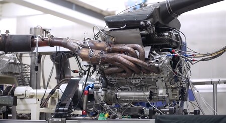 ¡Sube el volumen! Suena como un Fórmula 1, pero lo que ruge en este vídeo es el V12 del GMA T.50 subiendo a 12.100 rpm