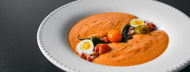 He cambiado mi salmorejo por esta versión proteica sin pan y no me arrepiento: está mucho más buena