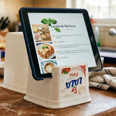 Cómo hacer un soporte para tablet o recetario con un recipiente de plástico y darle una segunda oportunidad