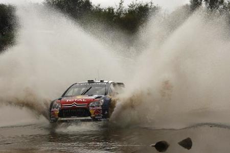 Sébastien Loeb gana en medio de la debacle Ford