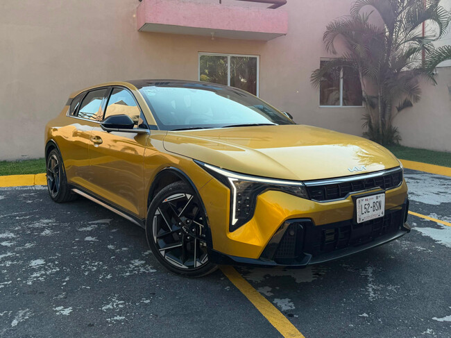 Kia K4 1 1
