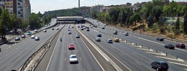 El Ayuntamiento de Madrid recula a última hora y dejará que los coches sin etiqueta circulen por el municipio. Ahora resulta que no contaminan tanto