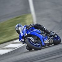 La Yamaha R1 no estaba muerta. Hay una patente que dice que va a revivir, y con aerodinámica a lo Fórmula 1 