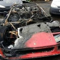 Dolorpasión™: Un Ferrari F40 que en sus primeros kilómetros tras ser restaurado se incendia