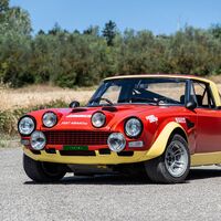 ¡Alerta, unicornio! Este irresistible Fiat 124 Abarth Rally del Grupo 4 está buscando garaje