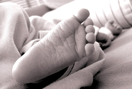 ¿Tiene los pies fríos? Ponle calcetines más gordos, no otro jersey