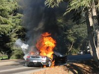 Los Ferrari también... arden