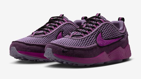 Carlos Alcaraz Es Todo Un Icono En La Cancha Y Nike Adopta El Estilo De Su Color Favorito Para Ofrecernos El Color Clave En Las Zapatillas Que Llevaremos El Resto Del Ano El Purpura Vivido