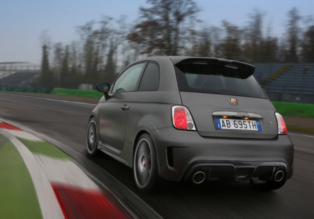 Abarth 695 Biposto