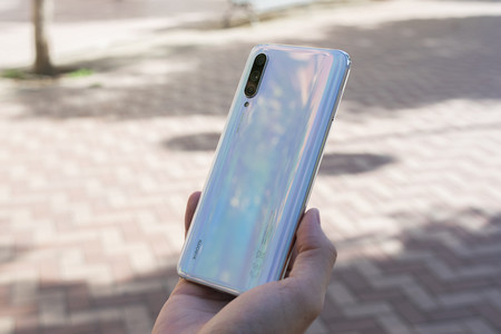Oferta Flash: Xiaomi Mi 9 Lite de 64GB por 199 euros hoy en Phone House
