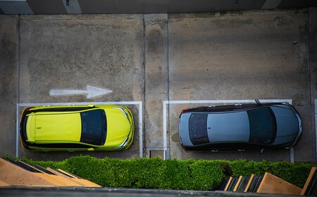 La DGT, harta de los coches zombies: a partir de ahora, las bajas temporales durarán solo un año