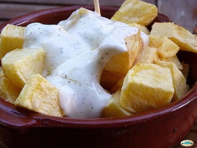 Patatas alioli