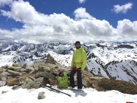 Aprovecha los descuentos de Amazon de hasta el 50% en todo tipo de chaquetas de Helly Hansen, Columbia y The North Face