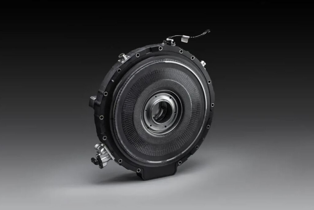 Tiene el tamaño de una ración de bravas pero es capaz de generar más de 1.000 CV. Este motor va a cambiar las reglas del coche eléctrico 