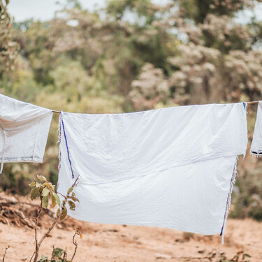 “No hace falta suavizante”: cómo utilizar el detergente para que la ropa quede perfecta sin depender de otro producto
