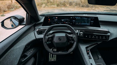 Puegeot 3008 Hybrid 2025 11