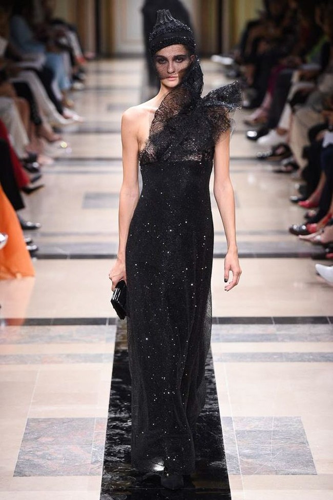 Aarmani Prive Pasarela 732882022 683x