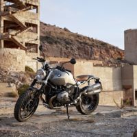 Así se mueve la BMW R NineT Scrambler, la visión alemana de una gran scrambler