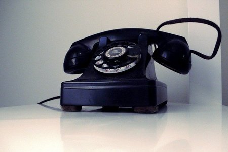 Restringir el acceso a las redes sociales es como no tener teléfono en la empresa