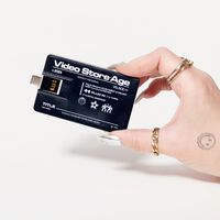 Tras el regreso del CD y del DVD, una empresa ya tiene el próximo revival de físico listo: los USB con películas