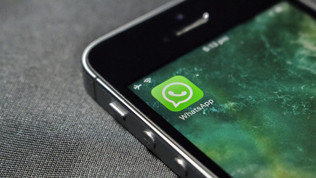 WhatsApp para iPhone ya permite reproducir mensajes de voz desde las notificaciones