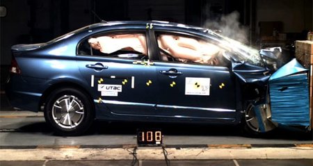 Los híbridos reducen más los daños a los ocupantes en caso de accidentes