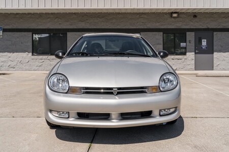 Ultimo Plymouth Neon 2001 Subasta 1
