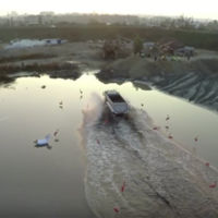 ¿Qué pasa cuando una niña de cuatro años conduce un camión de 18 toneladas?