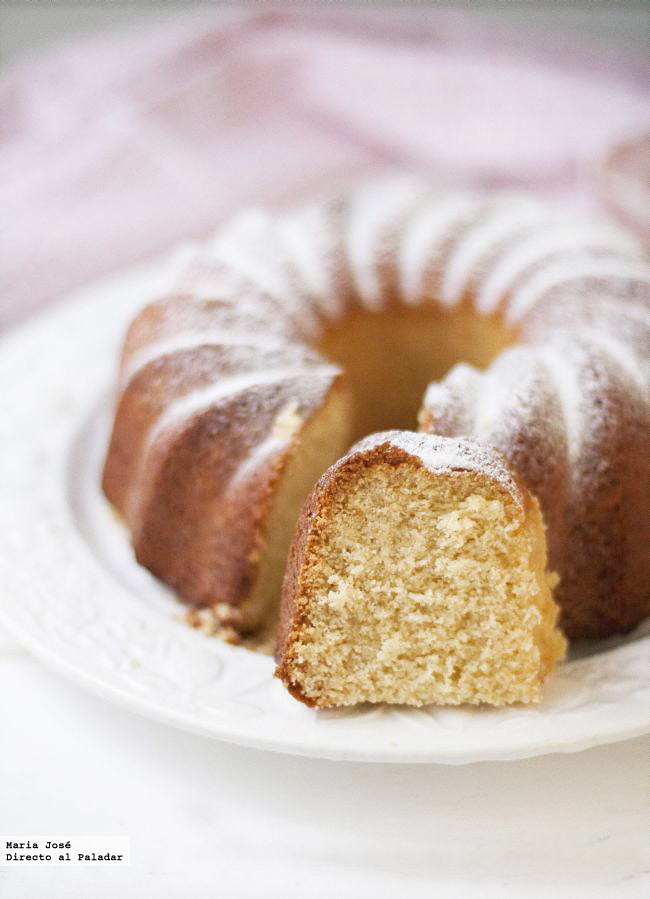 Bizcocho cuatro cuartos al ron, receta con Thermomix