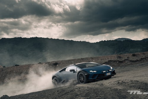 Probamos el Lamborghini Huracán Sterrato: un superdeportivo de campo que es más divertido cuanto más sucio