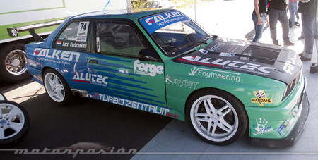 Vivimos el drift desde dentro con el equipo Falken