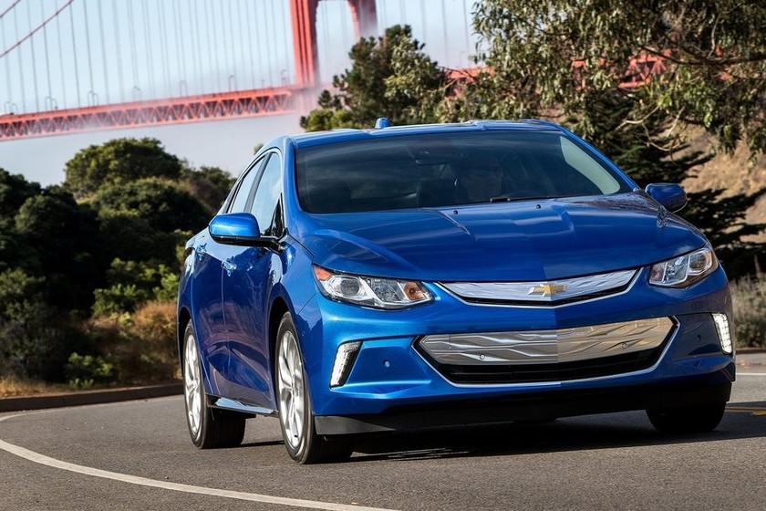 Honda y GM hacen equipo para fabricar baterías para autos eléctricos