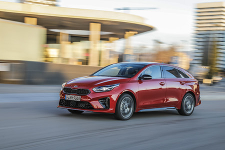 Kia ProCeed 2019 prueba contacto