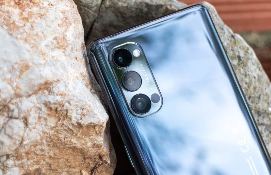 CADORABO - Custodia Compatibile Con Oppo Reno4 In Bruno Caffè