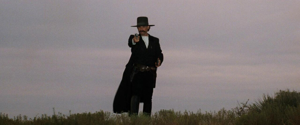 ¿Debería Kurt Russell haber intentado ser director? ‘Tombstone: La leyenda de Wyatt Earp’ es un gran argumento a su favor además de un fantástico western