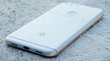Estas son las novedades de Android 7.1.2: correcciones de bugs importantes y alertas de uso de batería