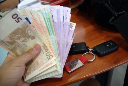 Decálogo de medidas para estimular el sector del automóvil en España