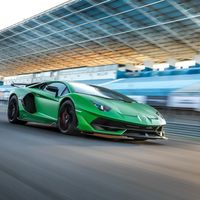 El Lamborghini Aventador SVJ es llamado a revisión: podría dejarte encerrado...