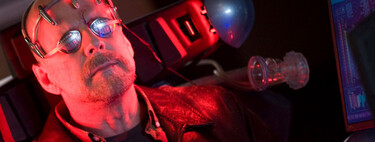 Hoy en Disney+, una peli de ciencia ficción con Bruce Willis y una idea central de aterradora actualidad 