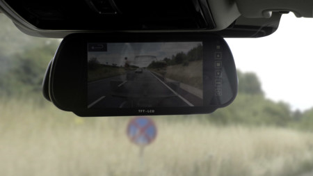 Land Rover pretende hacer desaparecer los remolques ante tus ojos