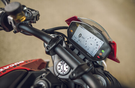 Ducati Monster 2021 2