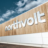 Adiós al sueño de plantar cara a China. La megafábrica que iba a garantizar baterías para los coches eléctricos europeos echará a 1.600 trabajadores y tiene pérdidas milmillonarias