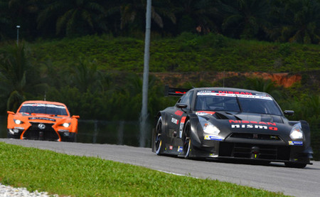 Los nuevos coches del Super GT ya ruedan en Sepang