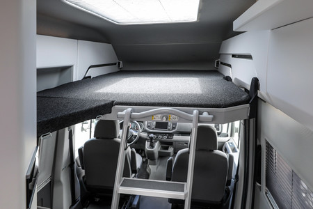 Volkswagen Grand California Contacto