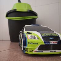 Gran Premio de tu casa 2020: Ruta del comedor a la cocina con un Ford Focus RS teledirigido