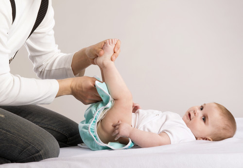 La orina del bebé: cuándo es normal y cuándo no