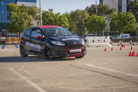 ¿Buscas un curso de conducción gratuito? Ford, Conduce tu vida vuelve a la carga
