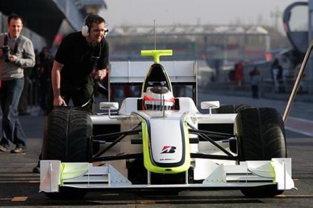 Jenson Button y Brawn GP los más rápidos del tercer día