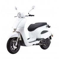 ¿Un scooter por menos de 2.000 euros? Sí, se llama Daelim Besbi 125, y además de asequible es retro