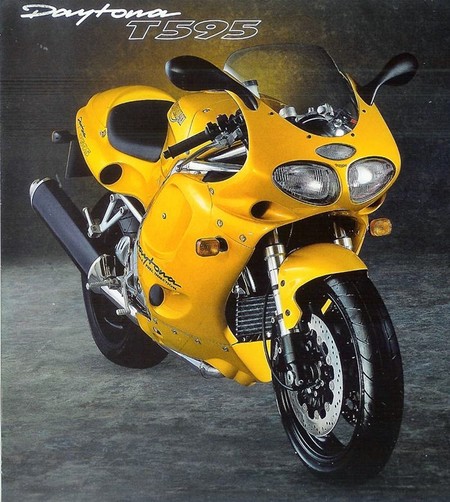 Triumph Daytona T595